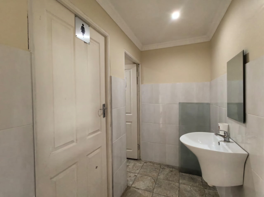 Commercial Property for Sale in Vincent Eastern Cape